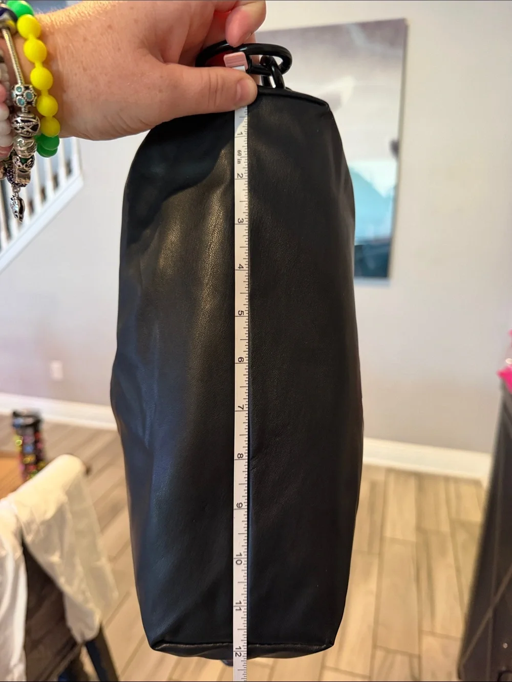 Badgley Mischka Black Shoulder Bag with Chain Strap - Picture 10 of 11